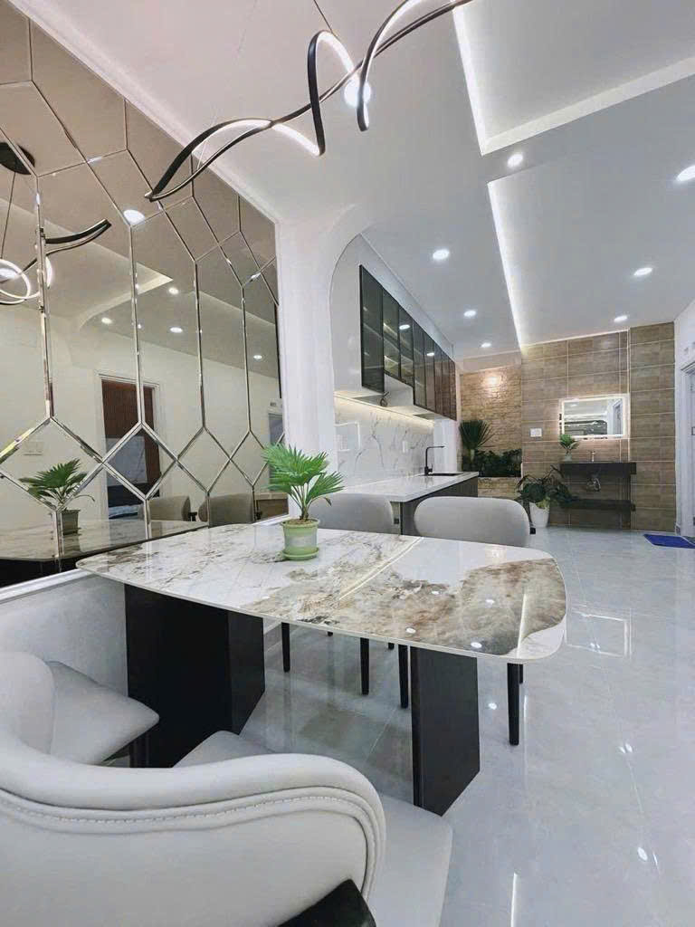 NHÀ KHU HÀNG XANH - TẶNG NỘI THẤT - NỞ HẬU - 63.1M2 - 8.95 TỶ